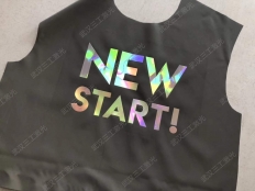 幻彩膜激光雕刻機 燙金洗水嘜燙畫自動定位尋邊切割排廢