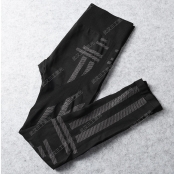 運動彈力褲激光打標(biāo)機 一種新型的布料打孔裁剪機器